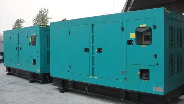 察隅康明斯400kw大型柴油二手发电机组